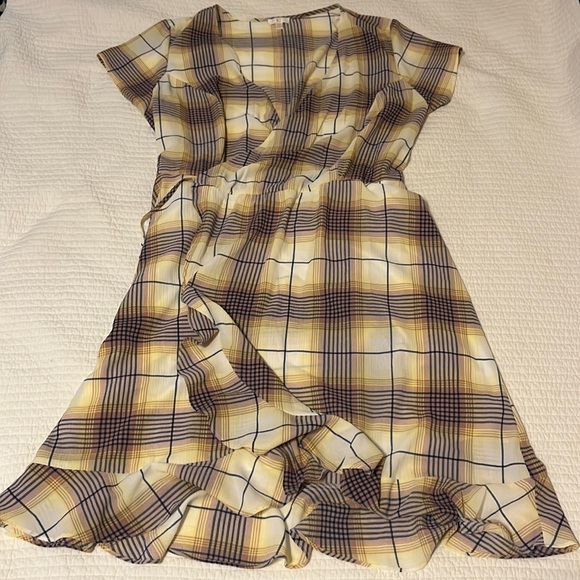 Plaid Charming Charlie Wrap Midi Ruffled Dress/ Size 1X - Picture 1 of 10